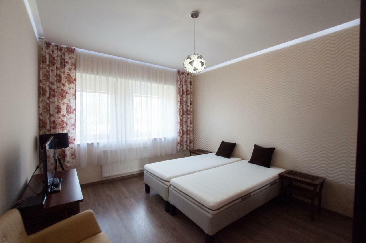 Prestige Apartment 科马尔诺 外观 照片